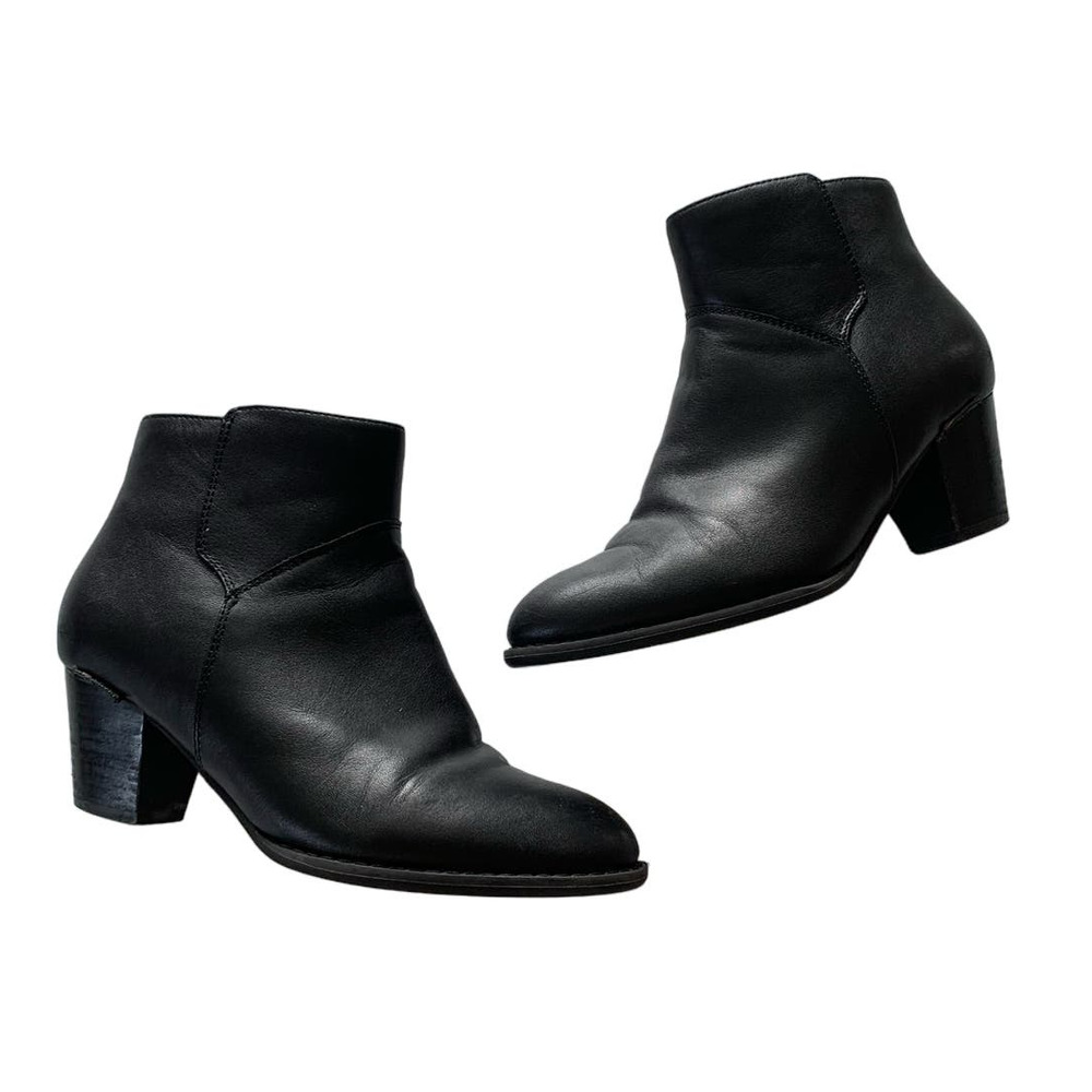 Vionic Trintiy Heeled Bootes Ankle Booties in Black Leather, size 6